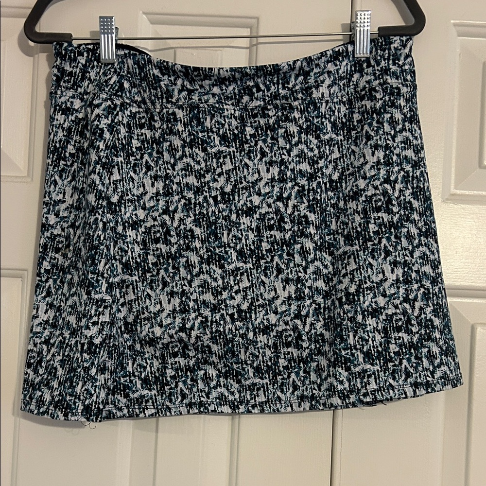 Tranquility by Colorado Clothing Black and White Skort
